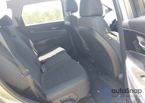 2017 Kia Sorento 2.4L Lx z USA, uszkodzony, nr VIN 5XYPG4A33HG191803